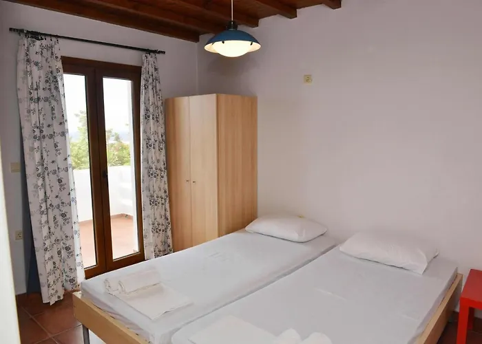 Apartahotel Paradisia 3*