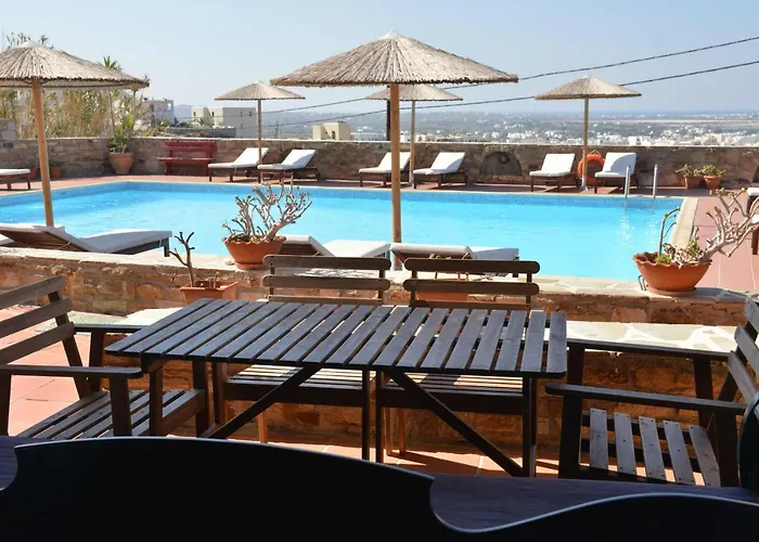 Apartahotel Paradisia 3*