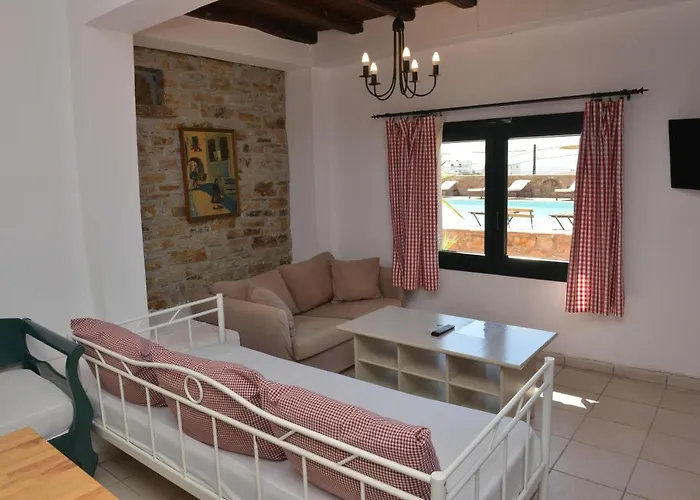 Apartahotel Paradisia 3*