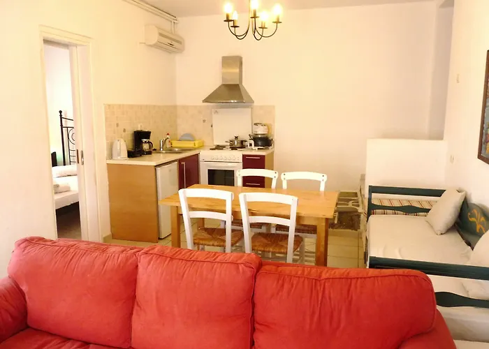 Apartahotel Paradisia 3*