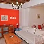 Paradisia Apartahotel