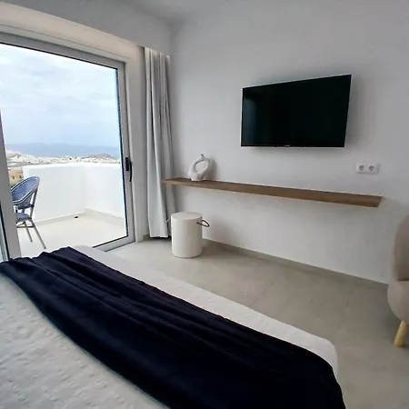 Aparthotel Paradisia Naxos City
