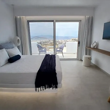Paradisia Naxos City