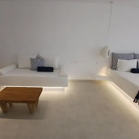Aparthotel Paradisia Naxos City
