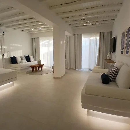 Paradisia מלון דירות Naxos City