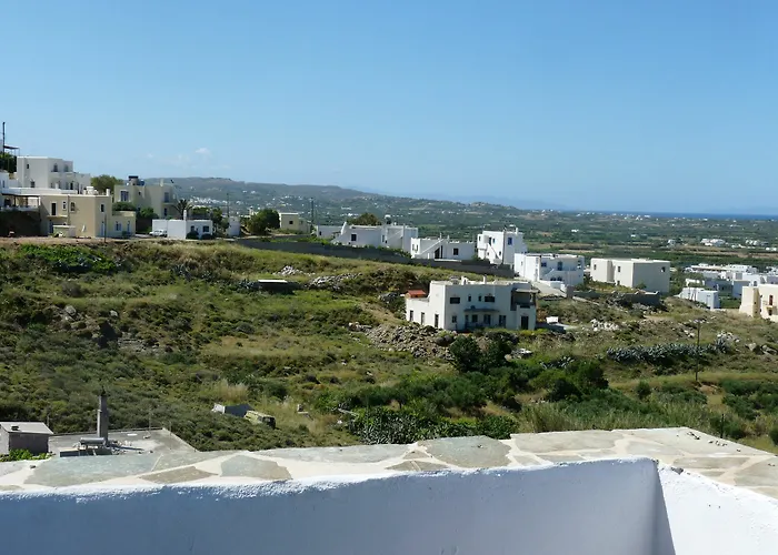 Paradisia Naxos City